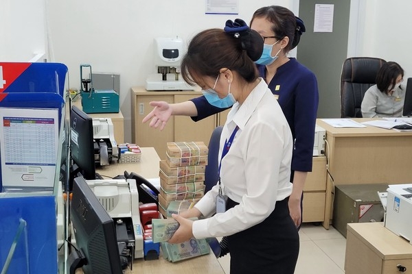 Tin ngân hàng ngày 29/5: Lãi cho vay cần thêm vài tháng nữa để "hạ nhiệt" Tin ngân hàng ngày 29/5: Lãi cho vay cần thêm vài tháng nữa để "hạ nhiệt"