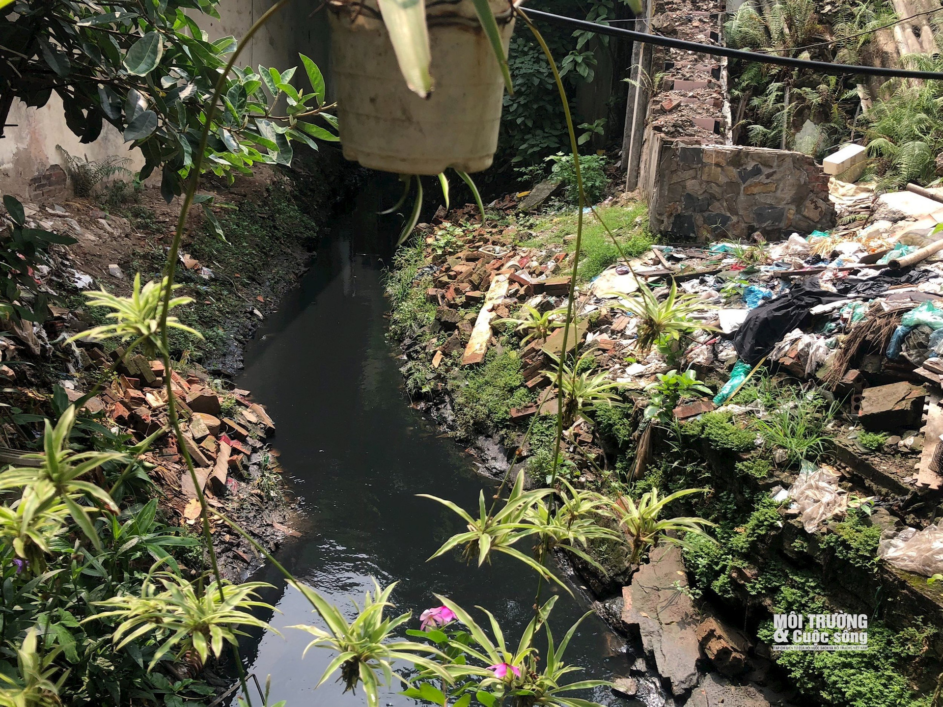 Hà Nội: Dự án cải tạo 3km mương Thụy Khuê kéo dài nhiều năm vẫn chưa hoàn thiện Hà Nội: Dự án cải tạo 3km mương Thụy Khuê kéo dài nhiều năm vẫn chưa hoàn thiện