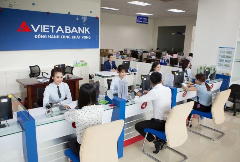 Tin ngân hàng ngày 24/7: Nhiều dự án không đủ pháp lý vẫn được VietABank cho vay Tin ngân hàng ngày 24/7: Nhiều dự án không đủ pháp lý vẫn được VietABank cho vay