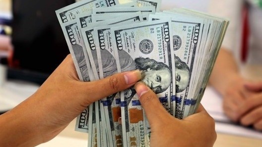 Tỷ giá USD hôm nay 13/3: Đồng USD vẫn giữ mức 104 điểm