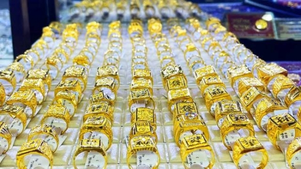Giá vàng hôm nay 19/3: Bật tăng sau dữ liệu kinh tế trái chiều
