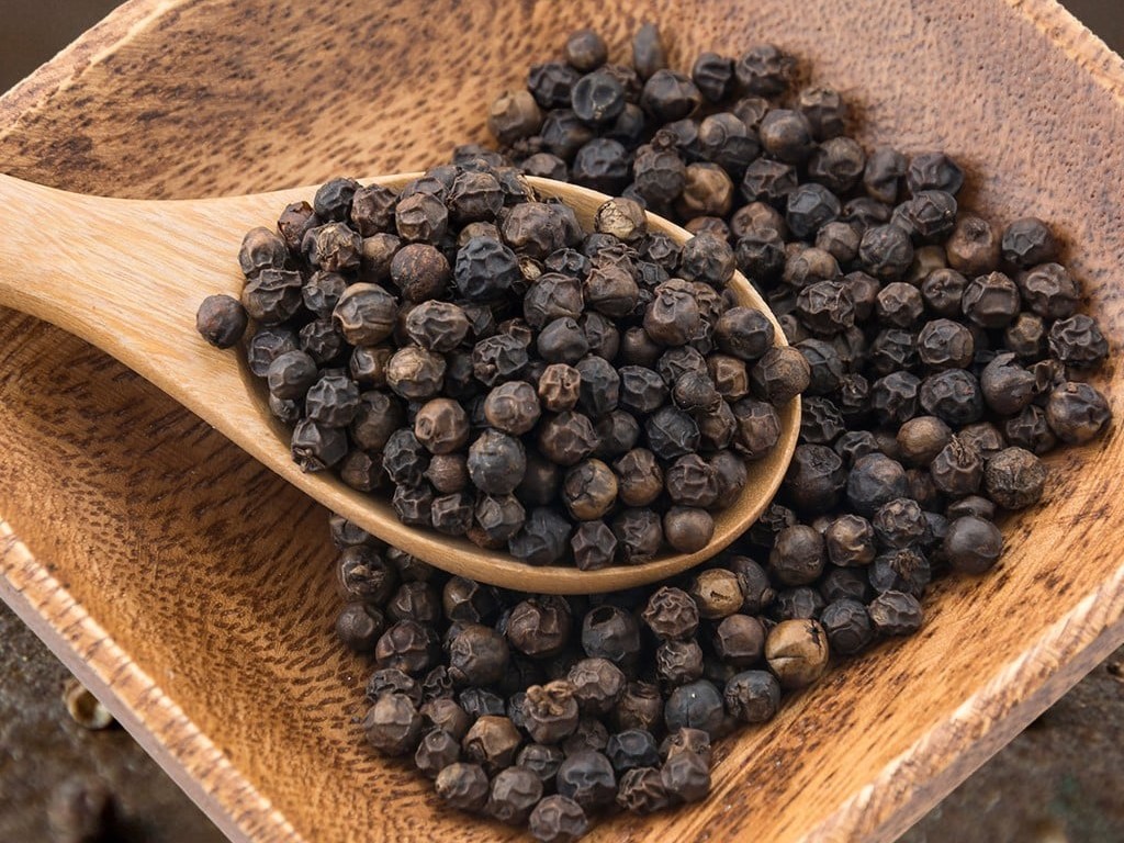 Giá tiêu hôm nay 25/3: Dao động trong khoảng 92.500 - 96.000 đồng/kg