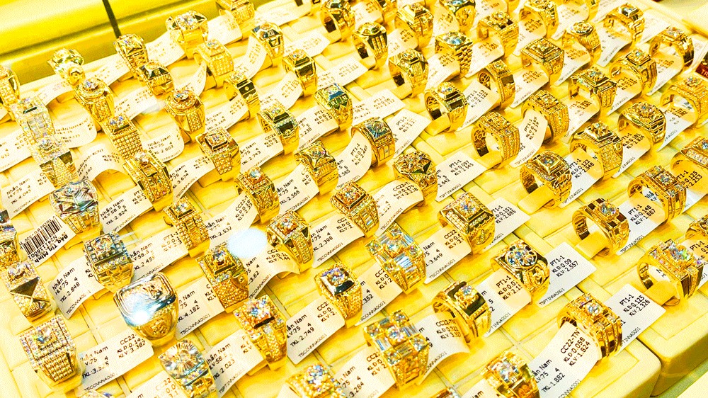 Giá vàng hôm nay 13/5: tiếp tục lao dốc