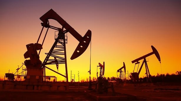 Giá xăng dầu hôm nay 05/6: Xăng dầu thế giới bắt đầu giảm