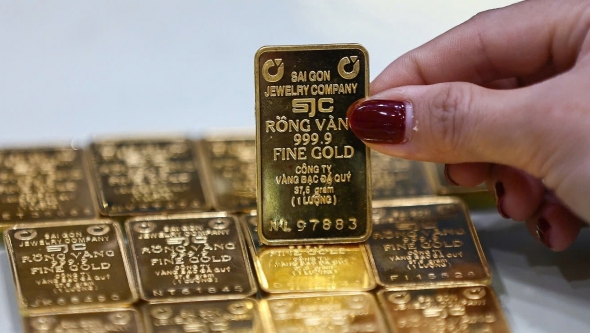 Giá vàng hôm nay 10/6: Vàng miếng trong nước tăng đến 800.000 đồng/lượng