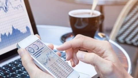 Nhận định phiên giao dịch ngày 19/10: Tiếp tục đứng ngoài quan sát thị trường