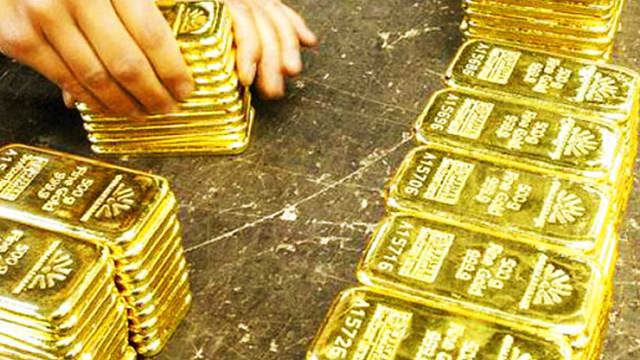 Giá vàng hôm nay 20/10: Tăng mạnh khi thông tin kinh tế trái chiều