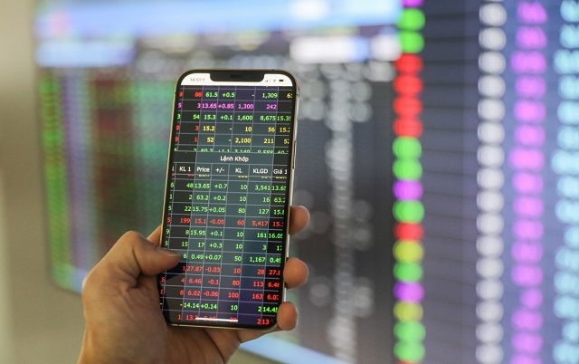 Nhận định phiên giao dịch ngày 10/11: VN Index sẽ tiếp tục quán tính tăng Nhận định phiên giao dịch ngày 10/11: VN Index sẽ tiếp tục quán tính tăng