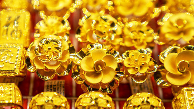 Giá vàng hôm nay 27/11: thế giới bật tăng trở lại, nhẫn mất hơn 2 triệu Giá vàng hôm nay 27/11: thế giới bật tăng trở lại, nhẫn mất hơn 2 triệu