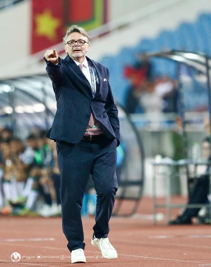 B&oacute;ng đ&aacute; Việt Nam mất g&igrave; nếu HLV Troussier kh&ocirc;ng thực hiện được lời hứa World Cup 2026? Ảnh 1