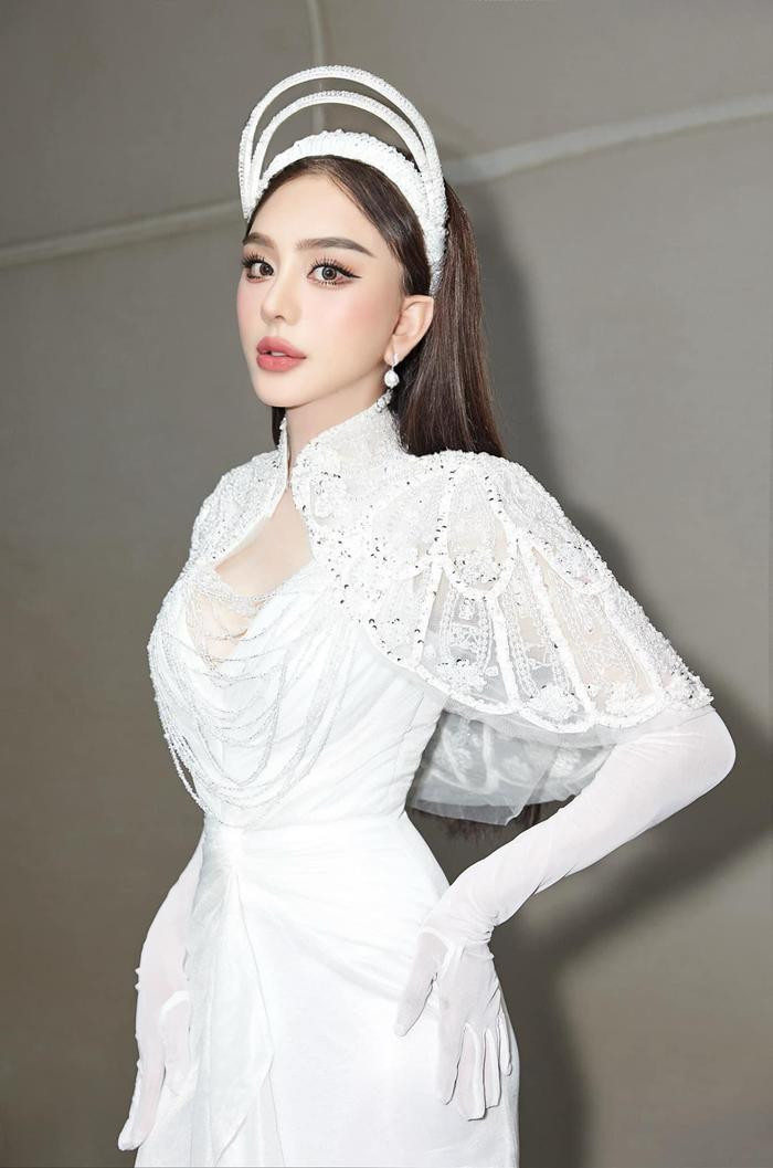 L&acirc;m Kh&aacute;nh Chi bức x&uacute;c th&ocirc;ng b&aacute;o bị lừa số tiền lớn Ảnh 1