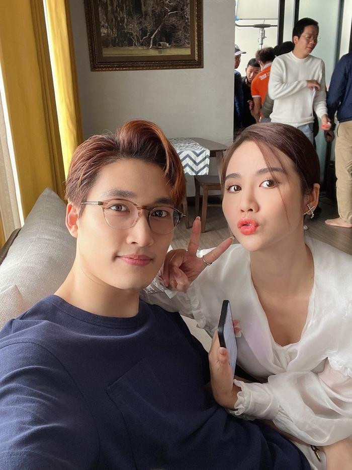 Đình Tú tái hợp dàn cast Thương Ngày Nắng Về trong phim mới, có cả Huyền Lizzie? Đình Tú tái hợp dàn cast Thương Ngày Nắng Về trong phim mới, có cả Huyền Lizzie? Ảnh 4