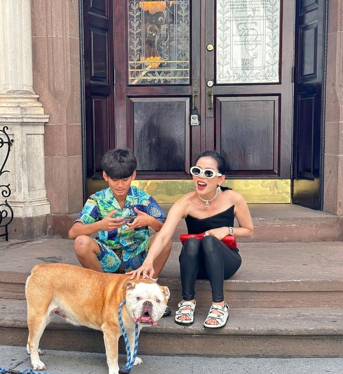 Chiều qu&yacute; tử như 'trứng mỏng', nhưng Lệ Quy&ecirc;n vẫn c&oacute; c&aacute;ch dạy con đầy nghi&ecirc;m khắc Ảnh 4