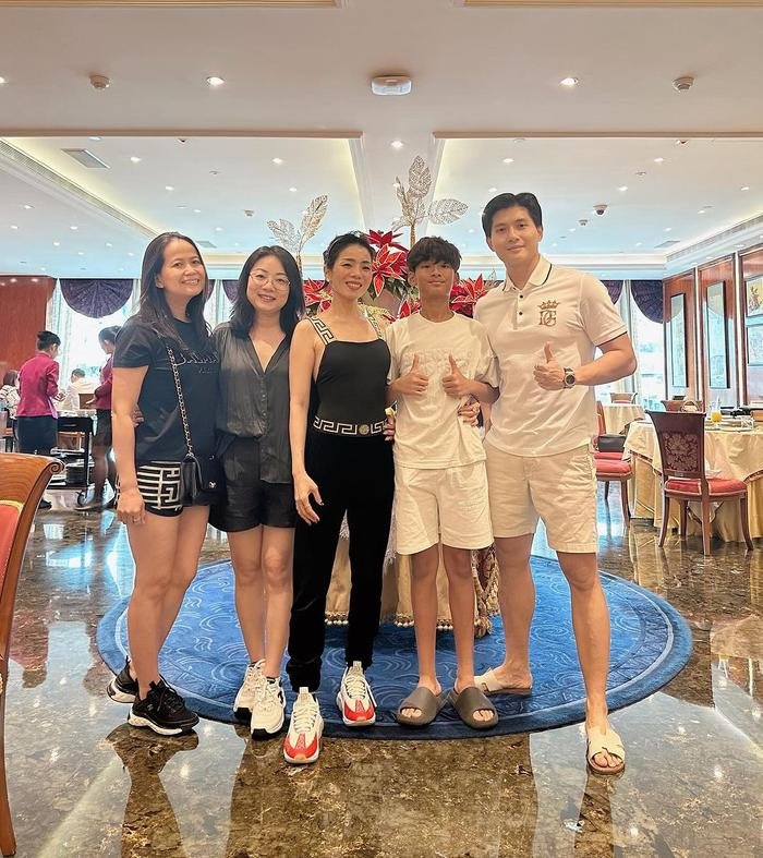 Lâm Bảo Châu niềm nở khi nhắc về con trai Lệ Quyên Lâm Bảo Châu niềm nở khi nhắc về con trai Lệ Quyên Ảnh 3