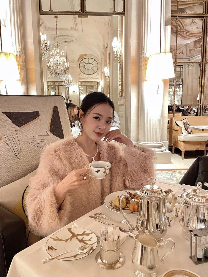 Midu phản ứng ra sao khi bị "réo tên" vì có một điểm giống với Lưu Diệc Phi?