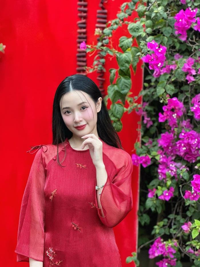 Midu phản ứng ra sao khi bị "réo tên" vì có một điểm giống với Lưu Diệc Phi?