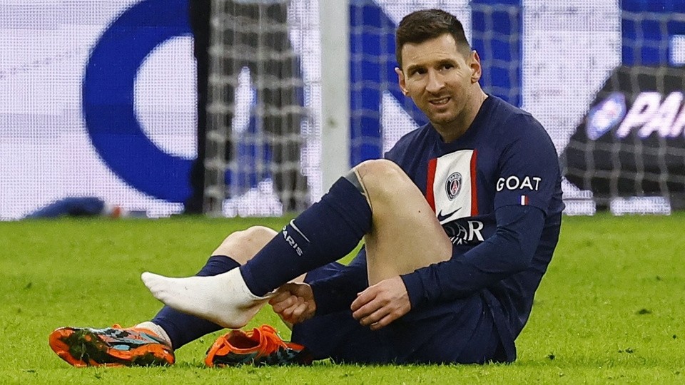 PSG thất bại với ''dự án Messi''