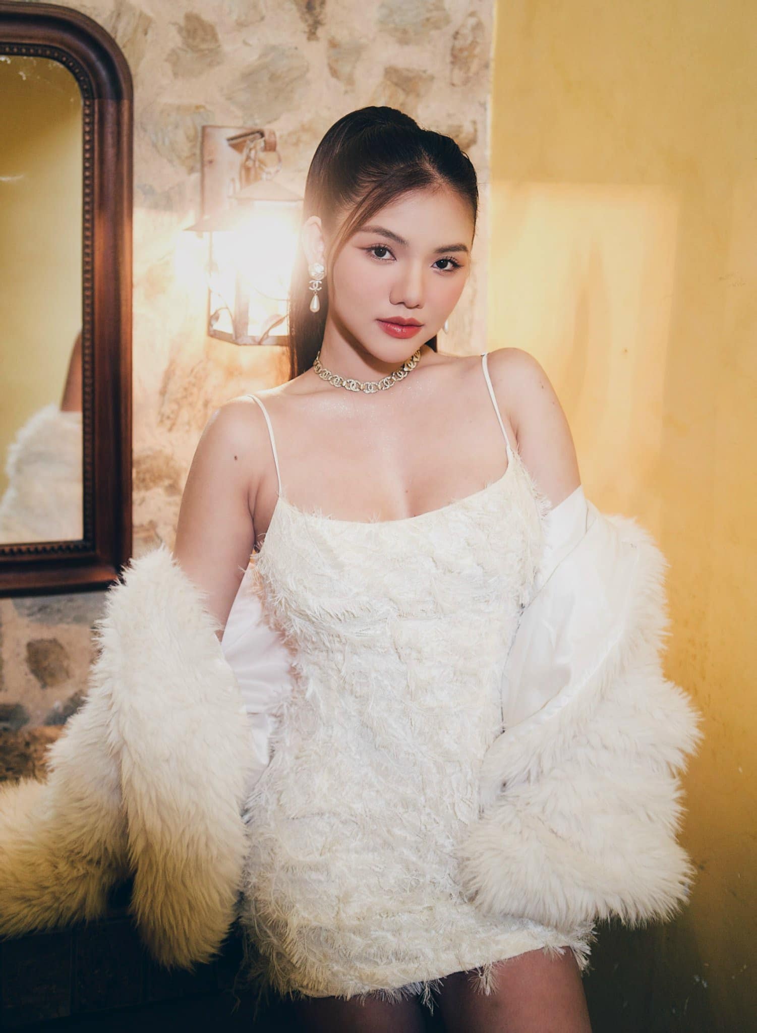 Lady Mây nói về việc giọng hát bị chê xuống cấp sau Ca sĩ mặt nạ Lady Mây nói về việc giọng hát bị chê xuống cấp sau Ca sĩ mặt nạ