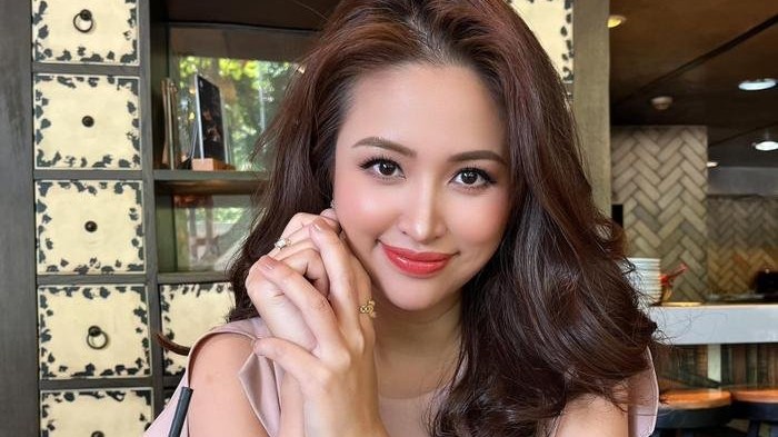 Giữa bão thị phi, MC Vân Hugo bất ngờ tiết lộ chuyện làm từ thiện của Trấn Thành