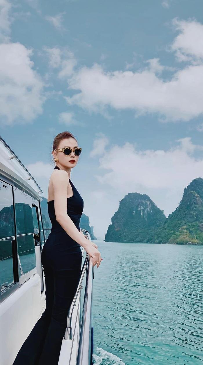 Diễn viên Phương Oanh khoe đường cong, Shark Bình khen ngợi: "Xinh và ngon hẳn" Diễn viên Phương Oanh khoe đường cong, Shark Bình khen ngợi: "Xinh và ngon hẳn"