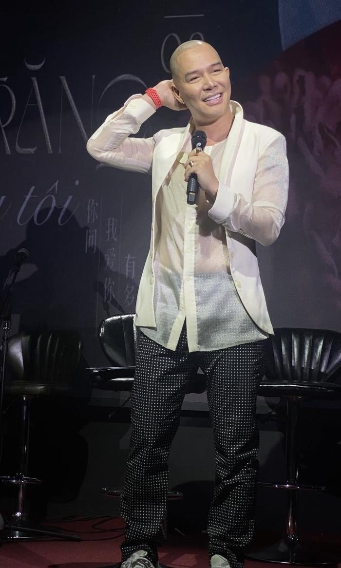 Nathan Lee khẳng định không cần nổi tiếng, gửi lời thách thức đến "Ông hoàng nhạc Việt" Nathan Lee khẳng định không cần nổi tiếng, gửi lời thách thức đến "Ông hoàng nhạc Việt"