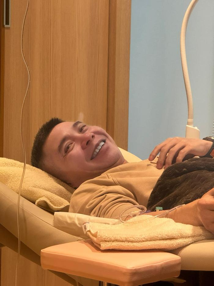 Bà xã NSND Công Lý nức nở thông báo vì một sự thay đổi tích cực của chồng Bà xã NSND Công Lý nức nở thông báo vì một sự thay đổi tích cực của chồng