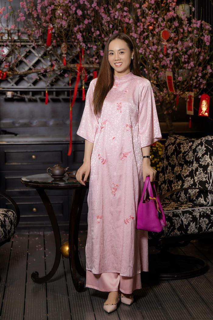 Bà xã NSND Công Lý bị trầm cảm sau chuyến đi Nhật, lý do liên quan đến chuyện hình ảnh Bà xã NSND Công Lý bị trầm cảm sau chuyến đi Nhật, lý do liên quan đến chuyện hình ảnh