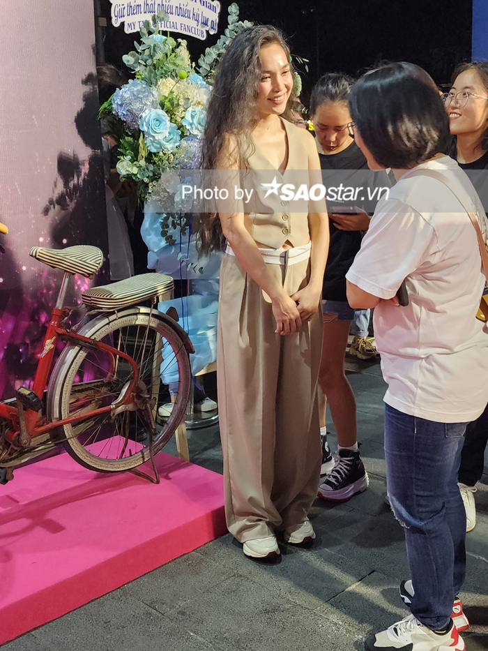 Ảnh "cam thường" soi cận nhan sắc tuổi 41 của Hiền Thục: Cực trẻ trung, thách thức cả thời gian! Ảnh "cam thường" soi cận nhan sắc tuổi 41 của Hiền Thục: Cực trẻ trung, thách thức cả thời gian!