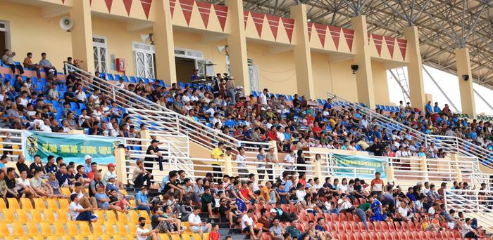 HLV Park Hang Seo tạo ra sức hút đặc biệt cho cuộc so tài Kon Tum FC và Bắc Ninh HLV Park Hang Seo tạo ra sức hút đặc biệt cho cuộc so tài Kon Tum FC và Bắc Ninh