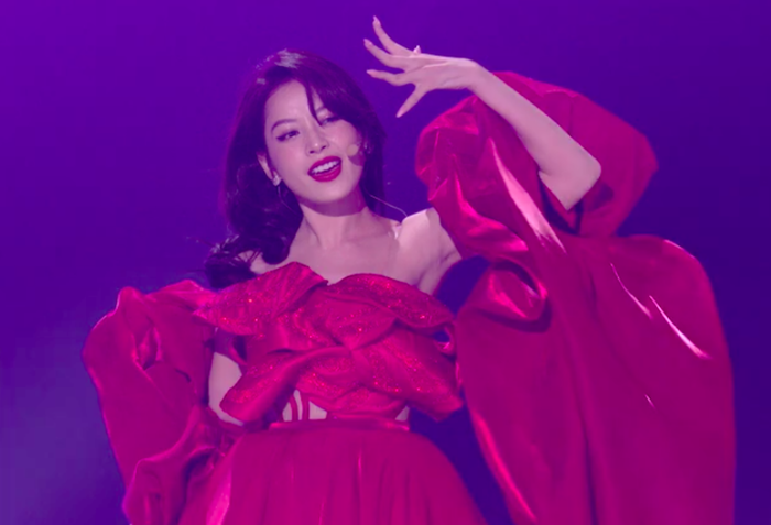 Chi Pu được "đẩy thuyền" với một nghệ sĩ Kpop, danh tính khiến dân tình ngỡ ngàng Chi Pu được "đẩy thuyền" với một nghệ sĩ Kpop, danh tính khiến dân tình ngỡ ngàng