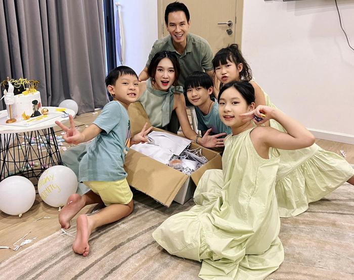 Minh Hà hạnh phúc nói về "ý trời", thừa nhận đi theo Lý Hải để "tô điểm cho chồng"