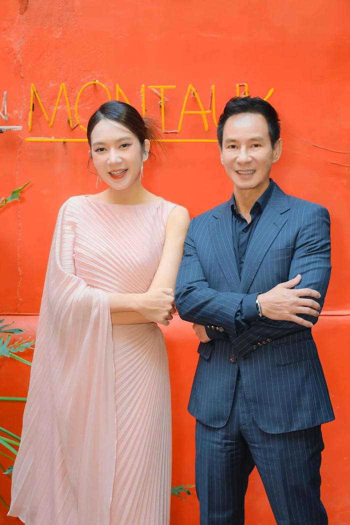 Minh Hà hạnh phúc nói về "ý trời", thừa nhận đi theo Lý Hải để "tô điểm cho chồng"