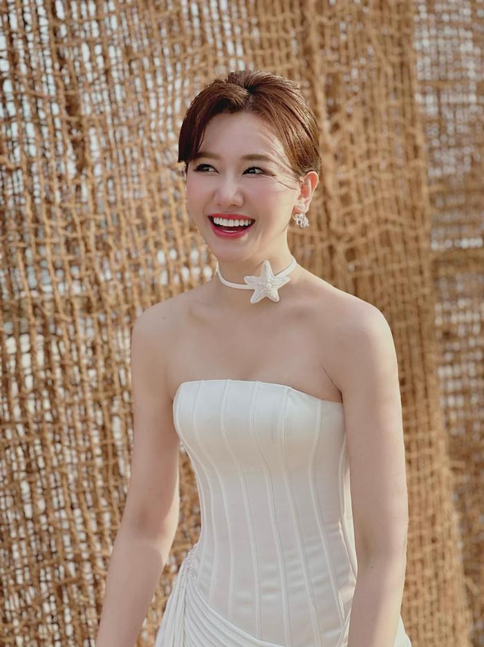 Hari Won lên tiếng về câu chuyện quỵt nợ, phải đem Trấn Thành ra chứng minh Hari Won lên tiếng về câu chuyện quỵt nợ, phải đem Trấn Thành ra chứng minh