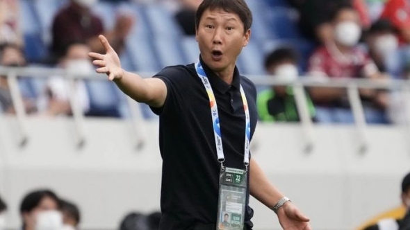 HLV Park Hang Seo giúp HLV Kim Sang Sik dẫn dắt tuyển Việt Nam?