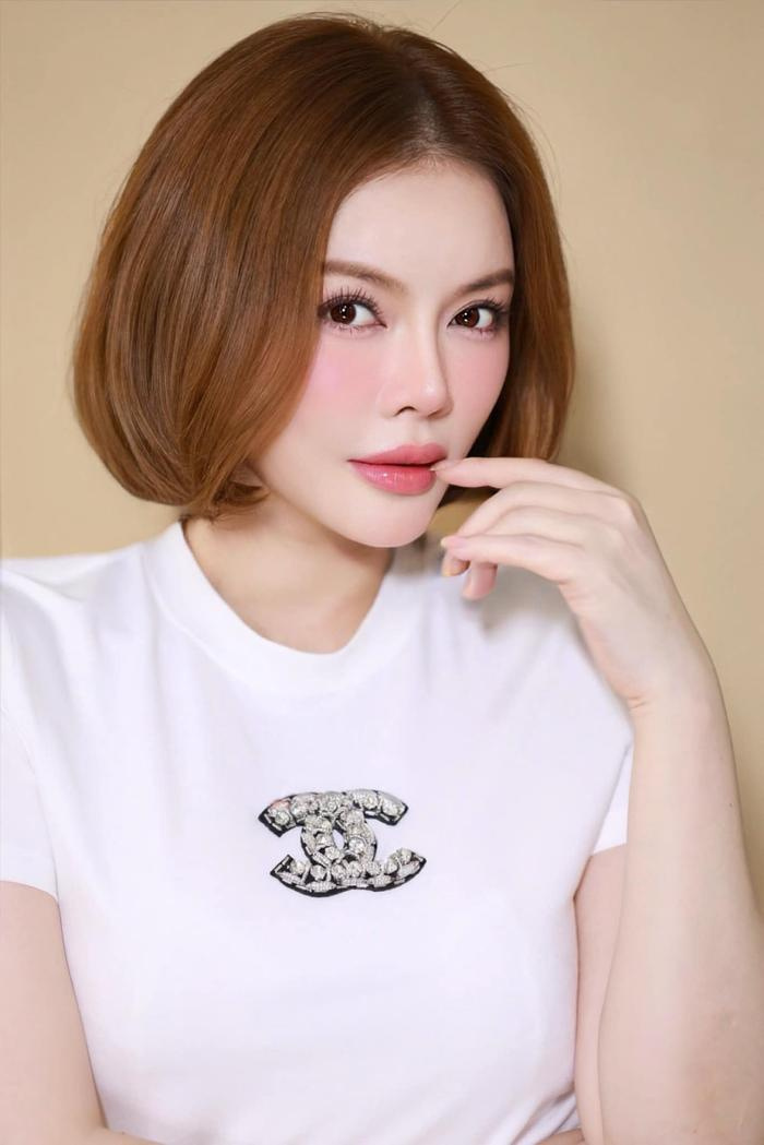 Lý Nhã Kỳ thay đổi một điểm, diện mạo thay đổi "chóng mặt"