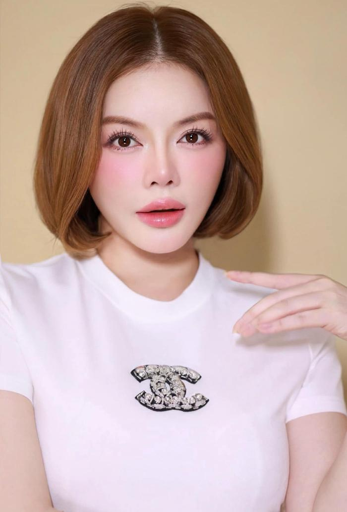 Lý Nhã Kỳ thay đổi một điểm, diện mạo thay đổi "chóng mặt"