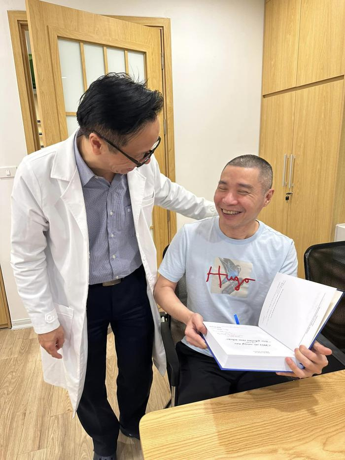 Bà xã NSND Công Lý tiết lộ việc làm của chồng sau 1 năm bạo bệnh Bà xã NSND Công Lý tiết lộ việc làm của chồng sau 1 năm bạo bệnh Ảnh 3