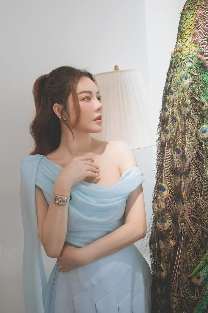 Lý Nhã Kỳ gặp vấn đề sức khỏe, chỉ có thể thốt lên đúng 1 chữ gây lo lắng