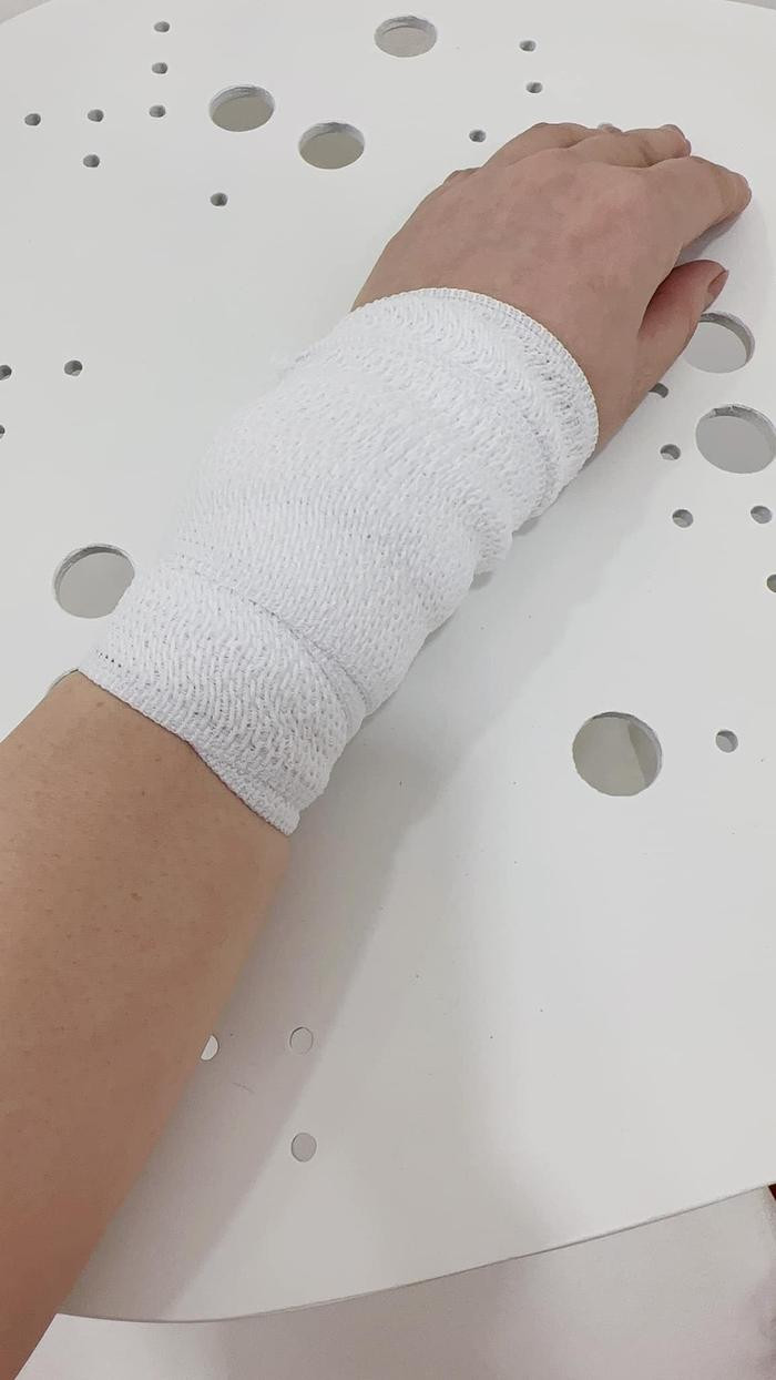 Lý Nhã Kỳ gặp vấn đề sức khỏe, chỉ có thể thốt lên đúng 1 chữ gây lo lắng