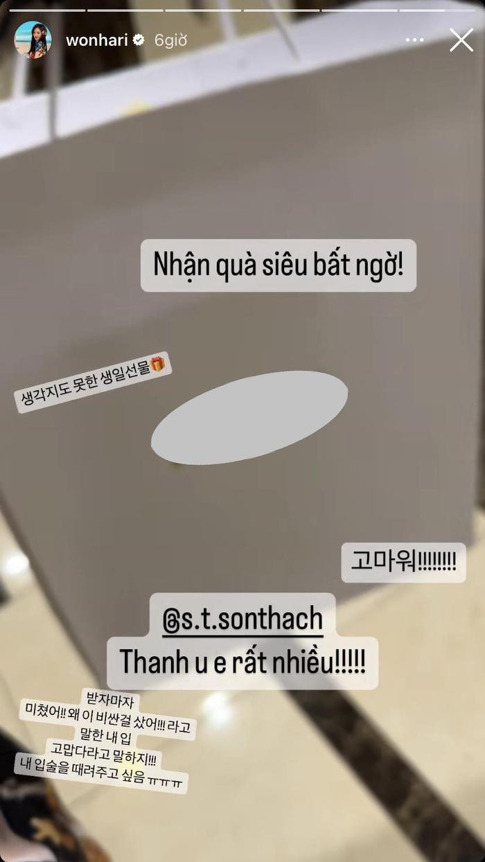 Nhận quà đắt tiền từ sao nam Vbiz, Hari Won bất ngờ thốt lên một điều Nhận quà đắt tiền từ sao nam Vbiz, Hari Won bất ngờ thốt lên một điều