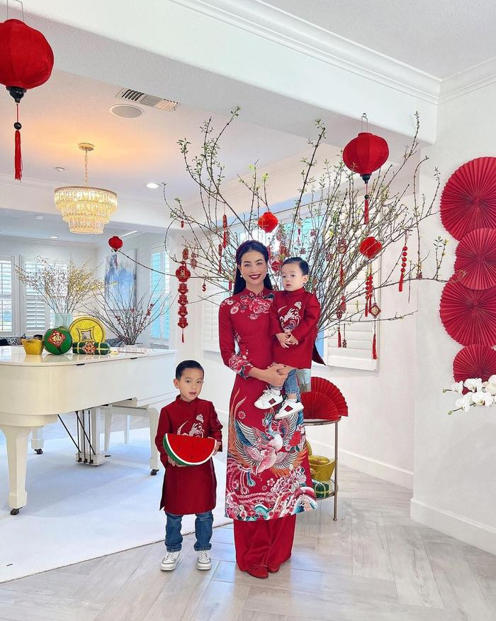 Dân tình xôn xao tin Phạm Hương đã âm thầm về nước, tất cả lộ tẩy qua 1 chữ?