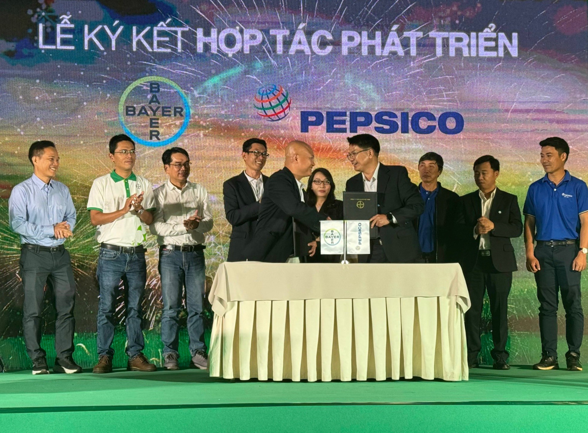 Bayer và Pepsico Việt Nam hợp tác thúc đẩy canh tác bền vững Bayer và Pepsico Việt Nam hợp tác thúc đẩy canh tác bền vững