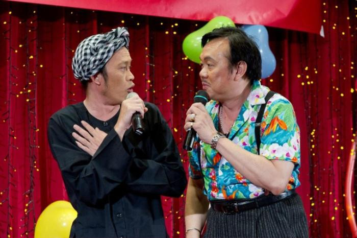 Hoài Linh làm ngay điều này với người bạn thân quá cố sau khi sang Mỹ Hoài Linh làm ngay điều này với người bạn thân quá cố sau khi sang Mỹ Ảnh 4