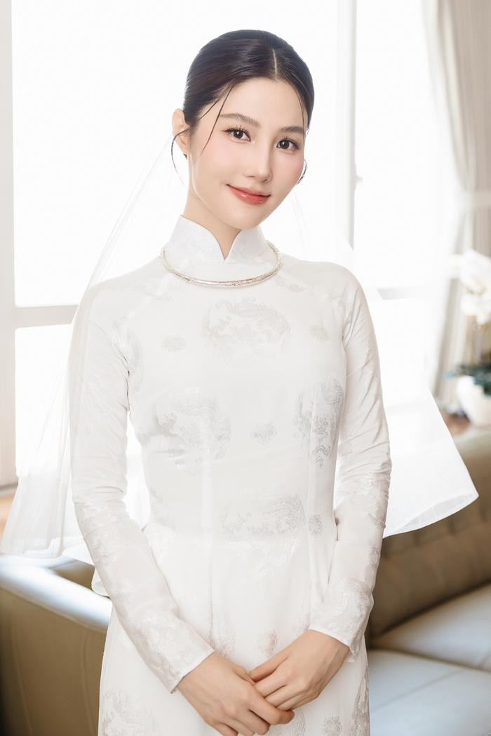 Lễ gia ti&ecirc;n Diễm My 9X: D&agrave;n ph&ugrave; d&acirc;u tụ họp từ sớm, c&ocirc; d&acirc;u khoe visual xinh đẹp Ảnh 6