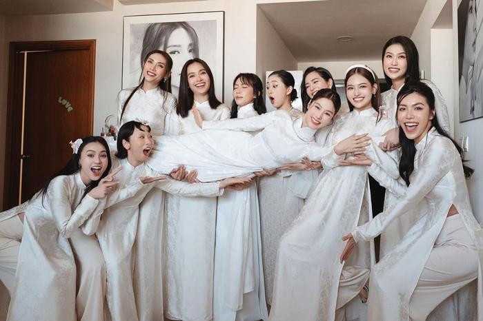 Trang Hý lên tiếng về hình ảnh lạc lõng trong dàn phù dâu đám hỏi Diễm My 9X Trang Hý lên tiếng về hình ảnh lạc lõng trong dàn phù dâu đám hỏi Diễm My 9X Ảnh 6