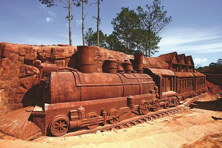 Thú vị đường hầm đất sét ở Đà Lạt Thú vị đường hầm đất sét ở Đà Lạt