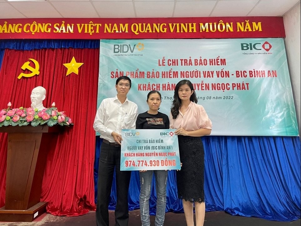 Tin ngân hàng ngày 22/8: 10 doanh nghiệp lĩnh vực du lịch được vay ưu đãi gần 635 tỷ đồng Tin ngân hàng ngày 22/8: 10 doanh nghiệp lĩnh vực du lịch được vay ưu đãi gần 635 tỷ đồng