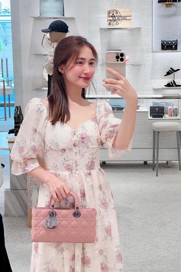 Sao Việt hôm nay 24/8: Diệp Lâm Anh tổ chức sinh nhật bên bạn bè