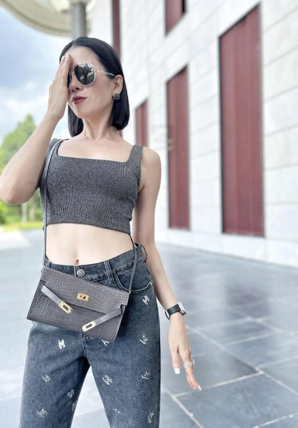 Sao Việt hôm nay 30/8: Lùm xùm tình ái không làm ảnh hưởng đến tinh thần của Phương Oanh Sao Việt hôm nay 30/8: Lùm xùm tình ái không làm ảnh hưởng đến tinh thần của Phương Oanh