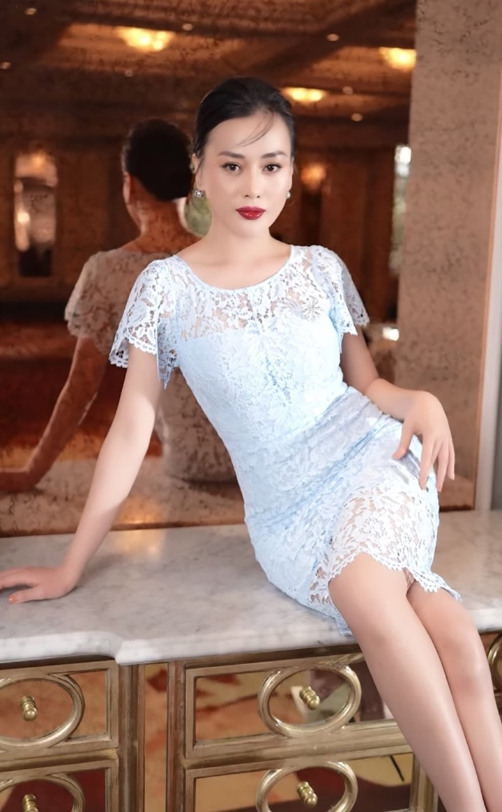 Sao Việt hôm nay 30/8: Lùm xùm tình ái không làm ảnh hưởng đến tinh thần của Phương Oanh Sao Việt hôm nay 30/8: Lùm xùm tình ái không làm ảnh hưởng đến tinh thần của Phương Oanh